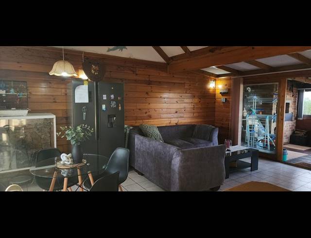 3 BEDROOM HOUSE FOR SALE IN KLEINBAAI